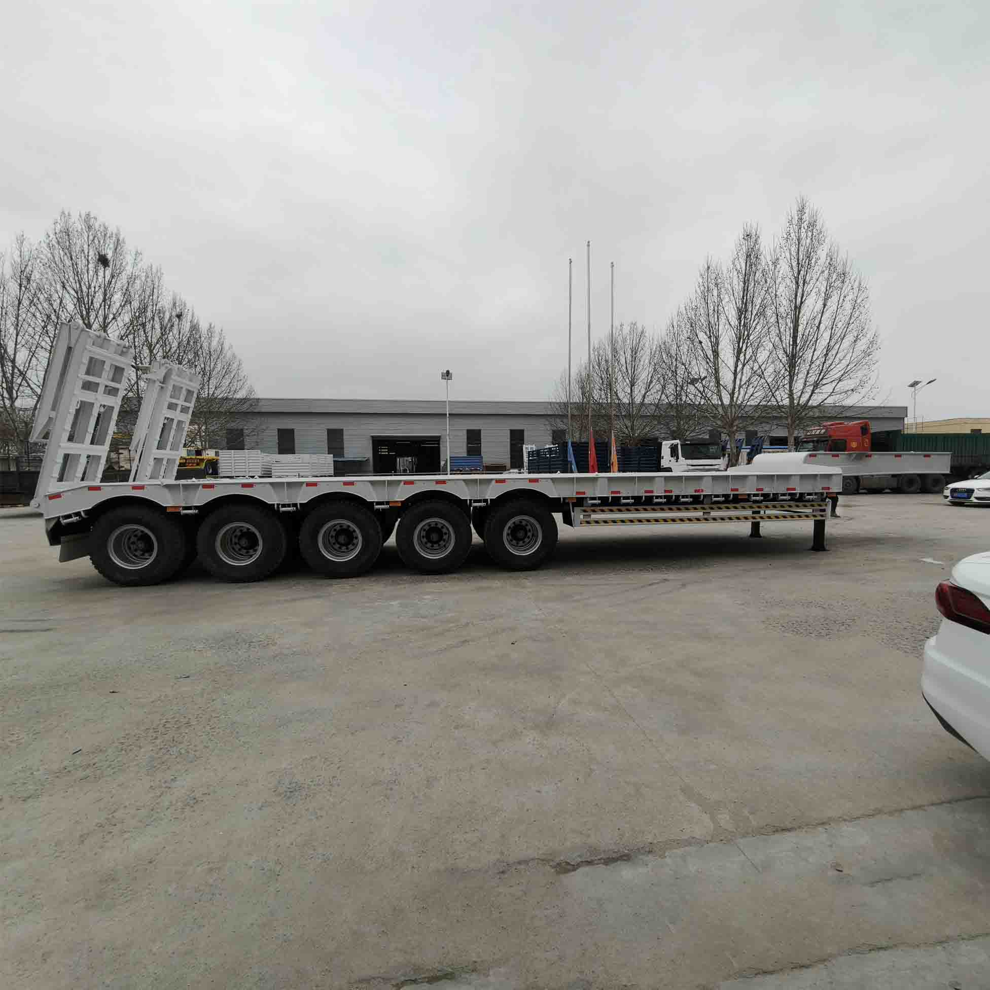 Yükü Lowbed Treylere Düzgün Şekilde Nasıl Yükler ve Güvenceye Alırsınız?