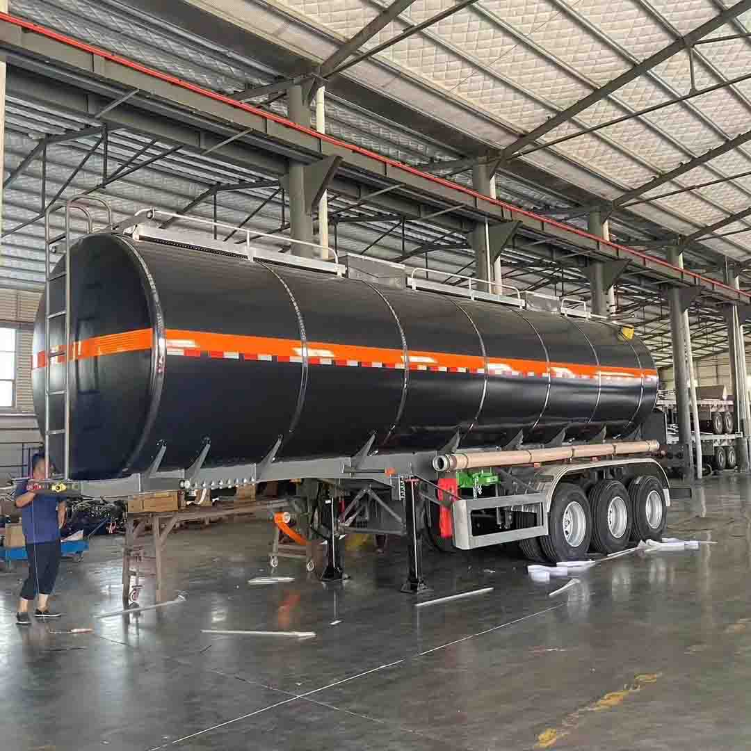 Derun Tri-Aziz 36cbm Asfalt Tank Yarı Fragmanı